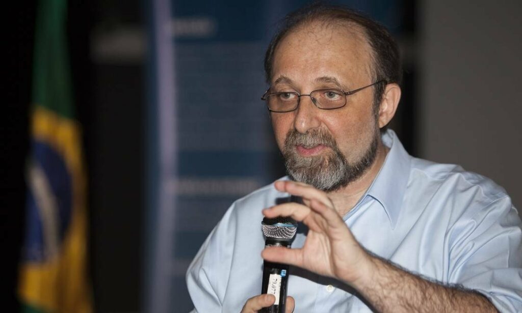 'Há grande chance de um Colapso Nacional! A população precisa acordar