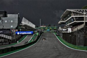 Interlagos: Por Que Alguns Pilotos de F1 Têm uma Relação de Amor e Ódio com o Templo Brasileiro?