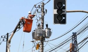 Ribeirão Pires no escuro: Prefeitura cobra Enel! Ribeirão Pires no escuro: Prefeitura cobra Enel!