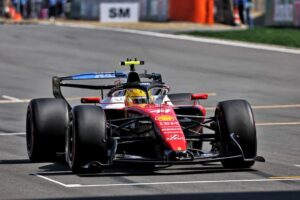 Hamilton no Pódio: O Fim do Jejum na China!