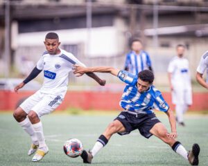 Tensão na Várzea! Jogos Atrasados Mudam Tudo! Tensão na Várzea! Jogos Atrasados Mudam Tudo!