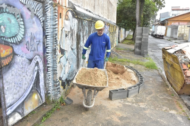 Santo André Lidera: 5 Mil Vagas em Ano de Crise!