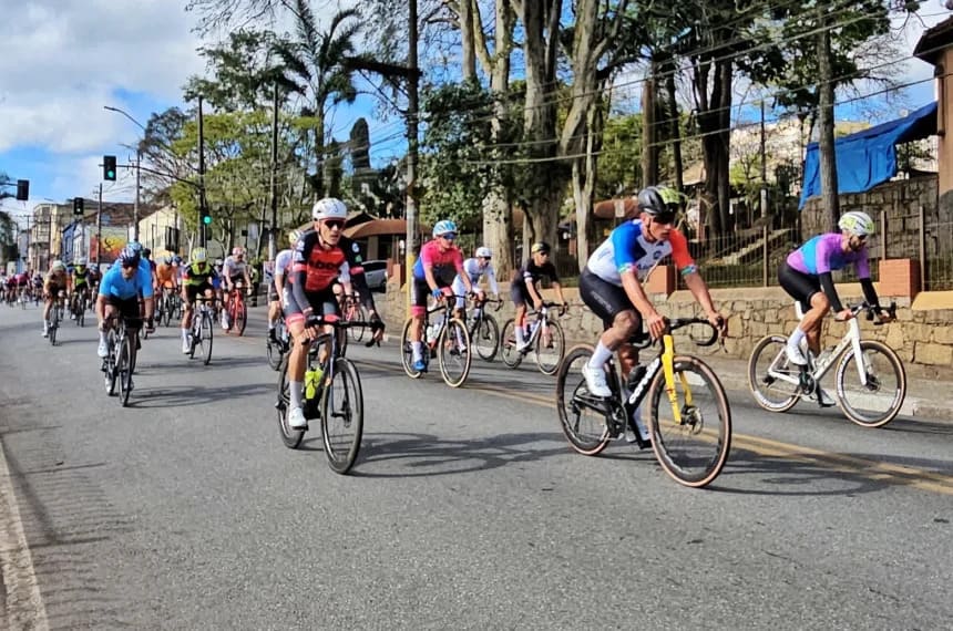 Ciclismo Fecha Ruas de Ribeirão Pires no Domingo dia 13